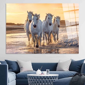 Arte Pop del Atardecer, Caballos Blancos en la Playa, Impresión en Lienzo, Arte en Vidrio Templado - Product Image 1