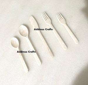 Ensemble de couverts écologiques en résine, motif tourbillon blanc, fabriqués à la main, sans danger pour les aliments, pour la maison, les hôtels, les occasions de fête, vaisselle - Product Image 3