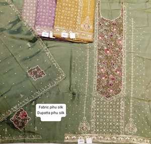 Designer moderne non cousu brodé à la main belle tenue costumes indien mode avant style traditionnel fait fêtes en soie - Product Image 1