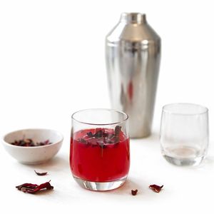 Shaker à cocktails classique en acier inoxydable, finition lisse, design étanche, parfait pour les barmans professionnels et les bars à domicile - Product Image 3