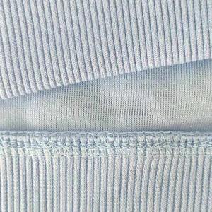 Pull-over léger personnalisé OEM Haut d'hiver teint en plaine avec impression en relief Style décontracté Vêtements de ville grande taille - Product Image 4