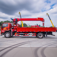 La grue à bras télescopique de transport de levage montée sur camion Haoman 8 tonnes de la Chine prix réduit hydraulique Kato