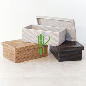 Paniers de rangement en rotin écologiques faits à la main avec un design flexible pour une organisation élégante des vêtements, fabriqués par VGreenArt au Vietnam - Product Image 4
