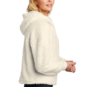 Hoodie personnalisé 100 % polyester blanc pour femme, en polaire Teddy duveteuse, chaud, coupe oversize, style pull court et moelleux, OEM - Product Image 4
