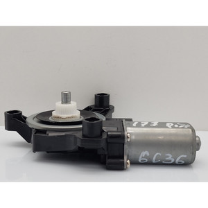 Moteur électrique de vitre arrière droite MERCEDES Classe A (W177) A0009060908 <span class=keywords><strong>BROSE</strong></span> 282914 (18>) - Product Image 4