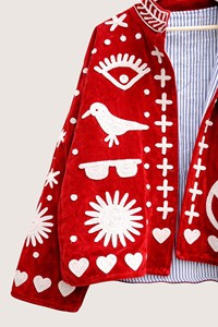 Veste en tissu éponge rouge bohème brodée avec symbole de paix et motif d'oiseaux, manches longues, col rabattu, grande taille, vêtement d'extérieur pour l'hiver - Product Image 3