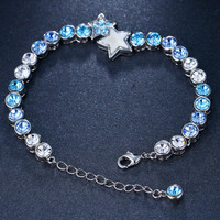 Vente en gros bracelet à breloques classique en or blanc avec zircon cubique cristal pour femmes fête de mariage avec strass bleu étoile de tennis