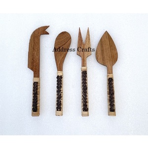 Ensemble de couteaux à fromage d'acacia biologiques durables avec manche en osier couverts en bois couteau en vrac fourchette épandeur ensemble de couverts outils à fromage - Product Image 3