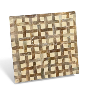 Mantel Individual Cuadrado de Nácar con Acabado Natural Suave para Uso Diario en la Mesa - Product Image 5