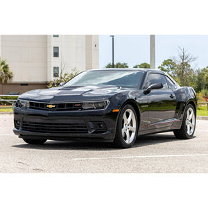 Chevrolet Camaro 2SS Coupé 2024 Usado, Interior de Cuero, Equipado con GripLoaded, StreetSculpted, ThrillFocused, AeroSharpened, DriveEnhanced - Product Image 1