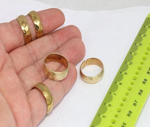 แหวนทองเหลืองเคลือบทองแบบปรับได้ ดีไซน์เรียบง่ายสำหรับผู้หญิง แหวนนิ้วแบบหยดน้ำมัน ดีไซน์กว้างหลายชั้น - Product Image 3