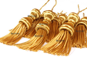 Attaches de rideaux en or français, glands métalliques de qualité supérieure, paire pour les vêtements liturgiques et l'usage décoratif - Product Image 2