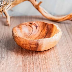 Plat à collation en bois naturel artisanal biologique, vaisselle rustique pour la cuisine, la salle à manger, la maison, pour servir les aliments - Product Image 6