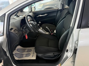 TOYOTA AURIS 1.4 d'occasion 2007, conduite à gauche/droite - Product Image 4