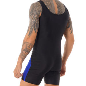 เสื้อกล้ามมวยปล้ำสำหรับผู้ชายสีพื้นชุดฝึกเข้ายิม - Product Image 2