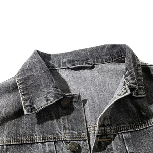 Veste en jean denim OEM pour hommes Vêtements d'extérieur décontractés Veste d'automne Manteau boutonné en jean Veste en jean oversize pour hommes - Product Image 4