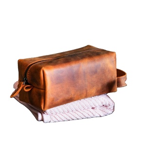 กระเป๋าใส่เครื่องสำอางหนังแท้แบบพกพาสำหรับเดินทาง  งานแฮนด์เมด  สำหรับใส่เครื่องสำอาง  โกนหนวด  ผลิตจากวัสดุ PC ทนทาน - Product Image 1