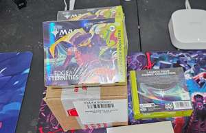 Boîte de boosters pour collectionneurs MTG Edge of Eternities - Product Image 2