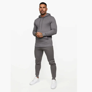Vente en gros de survêtements de gym slim Fit Survêtements unis pour hommes Survêtements avec logo personnalisé Survêtements pour hommes - Product Image 3