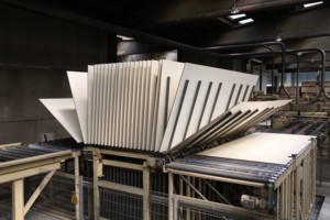 Mesita de Noche Moderna Terraneo con 2 Cajones y Rieles Metálicos, Fabricada en Italia, Madera de Melamina con Acabado Roble Rayado - Product Image 2