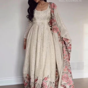 Vestido DE BODA Anarkali con bordado de lentejuelas Traje tradicional indio y pakistaní de estilo completo en 2025 - Product Image 3