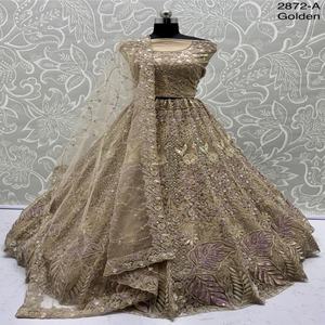 Ropa DE BODA étnica de alta calidad Red pesada con bordado Lehenga Choli Mujer Moda Fabricante de India - Product Image 1