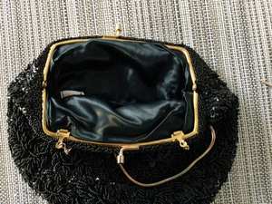 Monedero clásico con cuentas, bolso de maquillaje con cuentas de perlas y diamantes, regalo de boda o fiesta para ella - Product Image 5