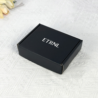 Boîtes d'emballage rigides en carton personnalisées pour cosmétiques et vêtements, avec logo, gaufrage, marquage à chaud or, écologiques, bande détachable, livraison express