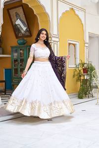Conjunto de Lehenga Choli Elegante para Boda Unity Luxure, Blanco Bordado con Dupatta en Contraste, Mezcla Premium de Georgette y Seda - Product Image 4