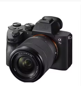 Cámaras Digitales sin Espejo de Alta Resolución A7 III Full Frame A1 de 24.3MP con Paquete de Lentes - Product Image 1