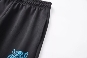 Survêtement de qualité supérieure Tiger Face Impression Survêtement Polaire Survêtement Personnalisé Côté Bande Hommes Survêtement En Gros Personnalisé - Product Image 3