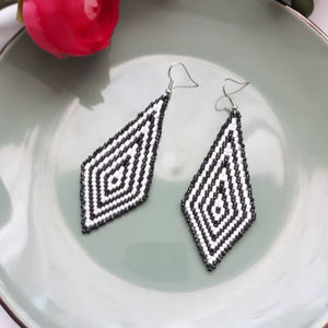 Pendientes bohemios con cuentas y diseño de turquesa, flecos en cascada, regalo de joyería único - Product Image 1