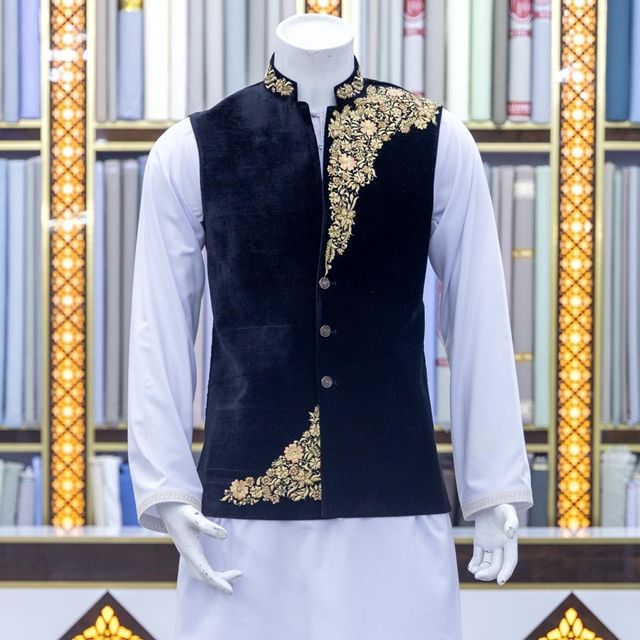Black Shalwar Kameez with White Waistcoat: Stylish Elegant
