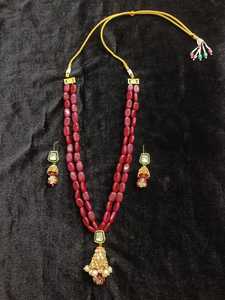 Conjunto Mala de collar de perlas largas chapadas en oro de fabricante indio para niñas y mujeres cadenas con cuentas estilo religioso para fiestas - Product Image 3