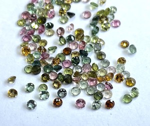 Tourmaline naturelle multicolore, taille ronde, 1,5 mm, facettée - Tourmaline multicolore en vrac - Product Image 1