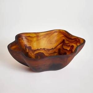 Cuenco marrón tallado a mano de resina único, cuenco de fruta de estilo indio, artículos decorativos para el hogar para ensalada en cuenco y utensilios de resina - Product Image 1