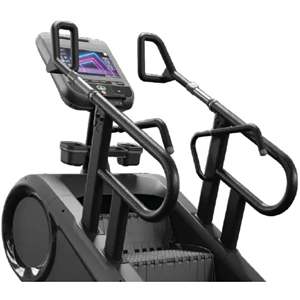 Stair Climber avec écran intégré de 16 pouces - Black Stairmaster Gauntlet pour les entraînements cardiovasculaires - Product Image 3