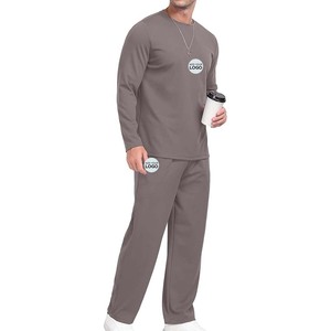 Ensemble de survêtement avec sweat-shirt et pantalon de jogging - Product Image 4