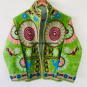 Chaqueta Suzani India Hecha a Mano, Chaqueta Corta Bordada a Mano, Abrigo Unisex, Chaqueta Corta Suzani Hecha a Mano - Product Image 6