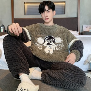 Pyjamas d'automne et d'hiver en gros d'inventaire d'usine, ensembles de vêtements de maison de grande taille en molleton de corail <span class=keywords><strong>chaud</strong></span> pour hommes - Product Image 6