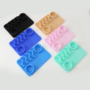 ISSILI <b>Silicone</b> Pet Slow Feeding Plate Rectangular Multi-function Cat Dog Foodware Anti-Choking <b>Mat</b> Bowl Pad 300g Wholesale - Product Image 1