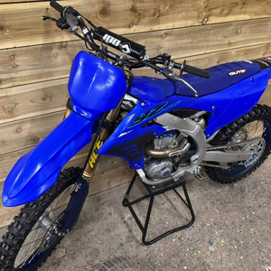 Disponible en stock YZF 450 2024 - Product Image 1