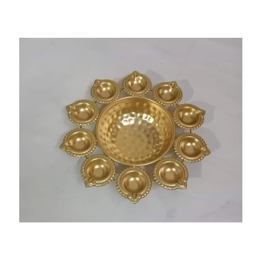 Entry Way Decoration Diya Use For Home Decorative Diwali Decoration Metal Diya With Gold Finished