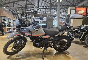 Nuova <span class=keywords><strong>Royal</strong></span> <span class=keywords><strong>Enfield</strong></span> Dual Sport On-Road Off-Road Adventure Himalayan 450 Moto Monocilindrica DOHC Certificata EPA ed ECE - Product Image 4