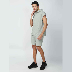 Conjunto Deportivo de 2 Piezas, Sudadera con Capucha de Manga Corta y Pantalones Cortos, Diseño Sólido, Informal, para Gimnasio, con Logotipo Bordado, Unisex, Nueva Colección 2026, Gran Venta - Product Image 4