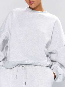 Ensemble deux pièces décontracté pour femme, pull à capuche, coupe régulière, polyester et élasthanne, haut court uni - Product Image 2