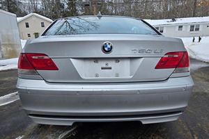 2008 B-M-W- 750L-i - Product Image 2