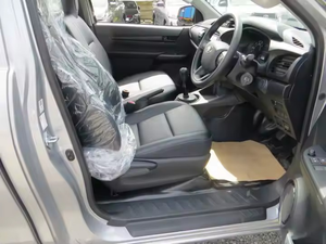 COMPRE AHORA Camioneta 4x4 Usada en Buen Estado, Volante a la Izquierda, Doble Cabina, Vehículo Utilitario - Product Image 2