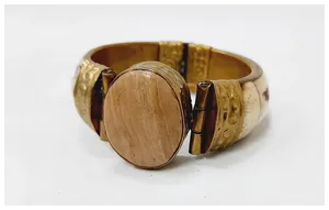 Pulseras de hueso de cuerno hechas a mano de alta calidad con cuerno único Joyería acabada de la mejor calidad Budismo Pulsera de cuerno única - Product Image 4