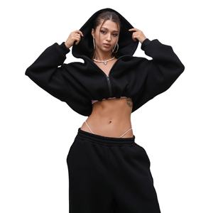 Conjunto de Top corto deportivo para mujer con abrigo con cremallera Pantalones casuales y Sudadera con capucha para otoño - Product Image 6